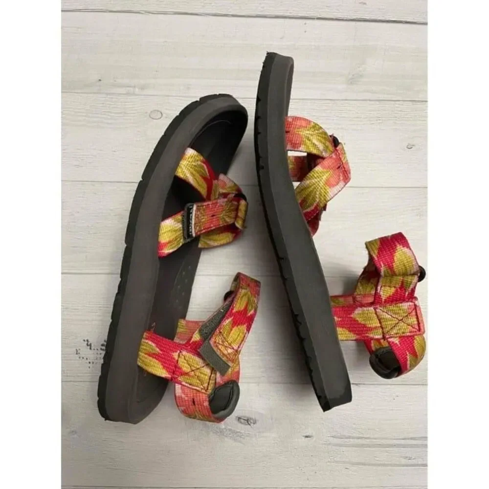 Girls‎ rafters sandals size 4